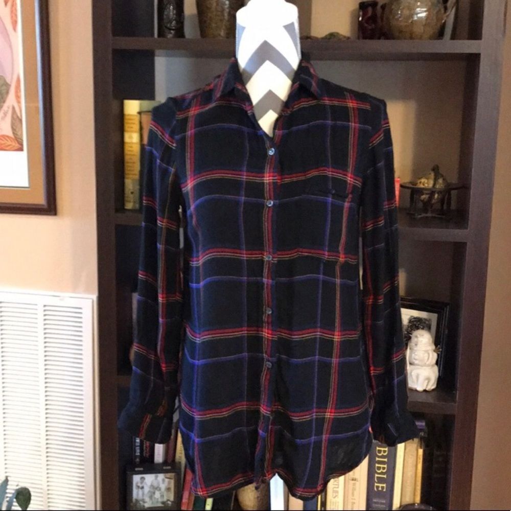 Old Navy Size XS Plaid Long Sleeved Shirt EUC - Picture 2 of 6